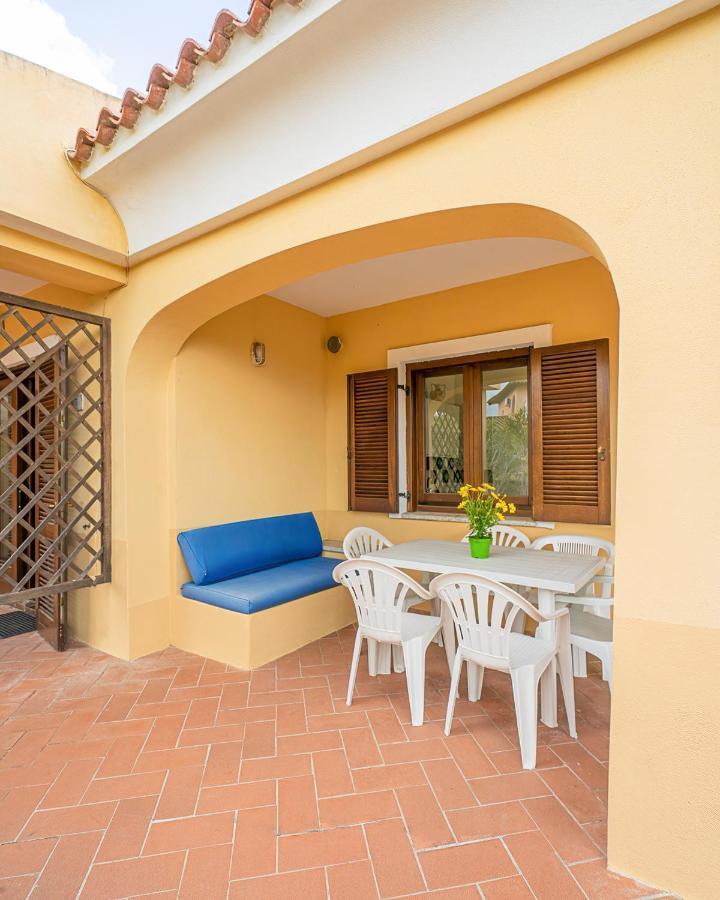 סאן תאודורו Ambra Holiday Rooms מראה חיצוני תמונה