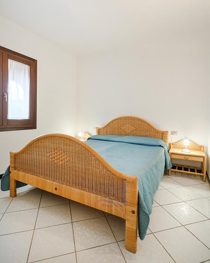 סאן תאודורו Ambra Holiday Rooms מראה חיצוני תמונה